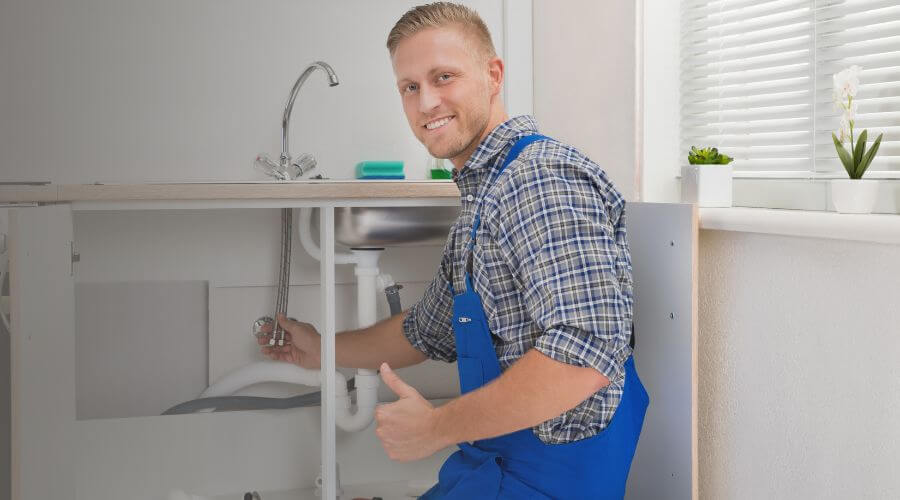 Burst Pipe Emergency Service in Plainville, IL